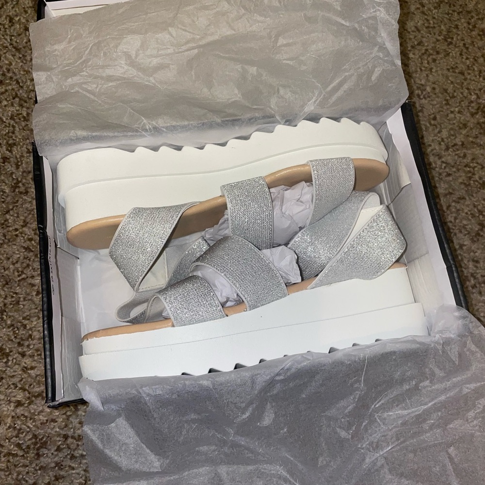 Size 6 wedges